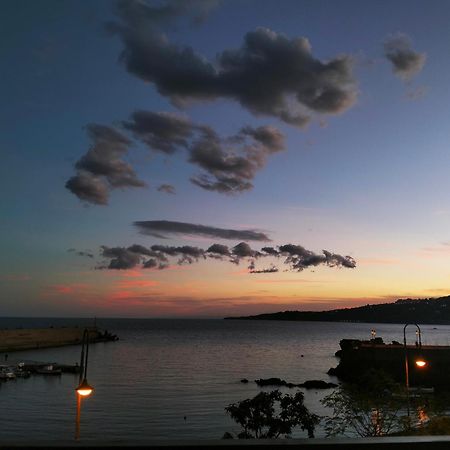 B&B La Spiaggetta Di Stazzo Acireale Buitenkant foto