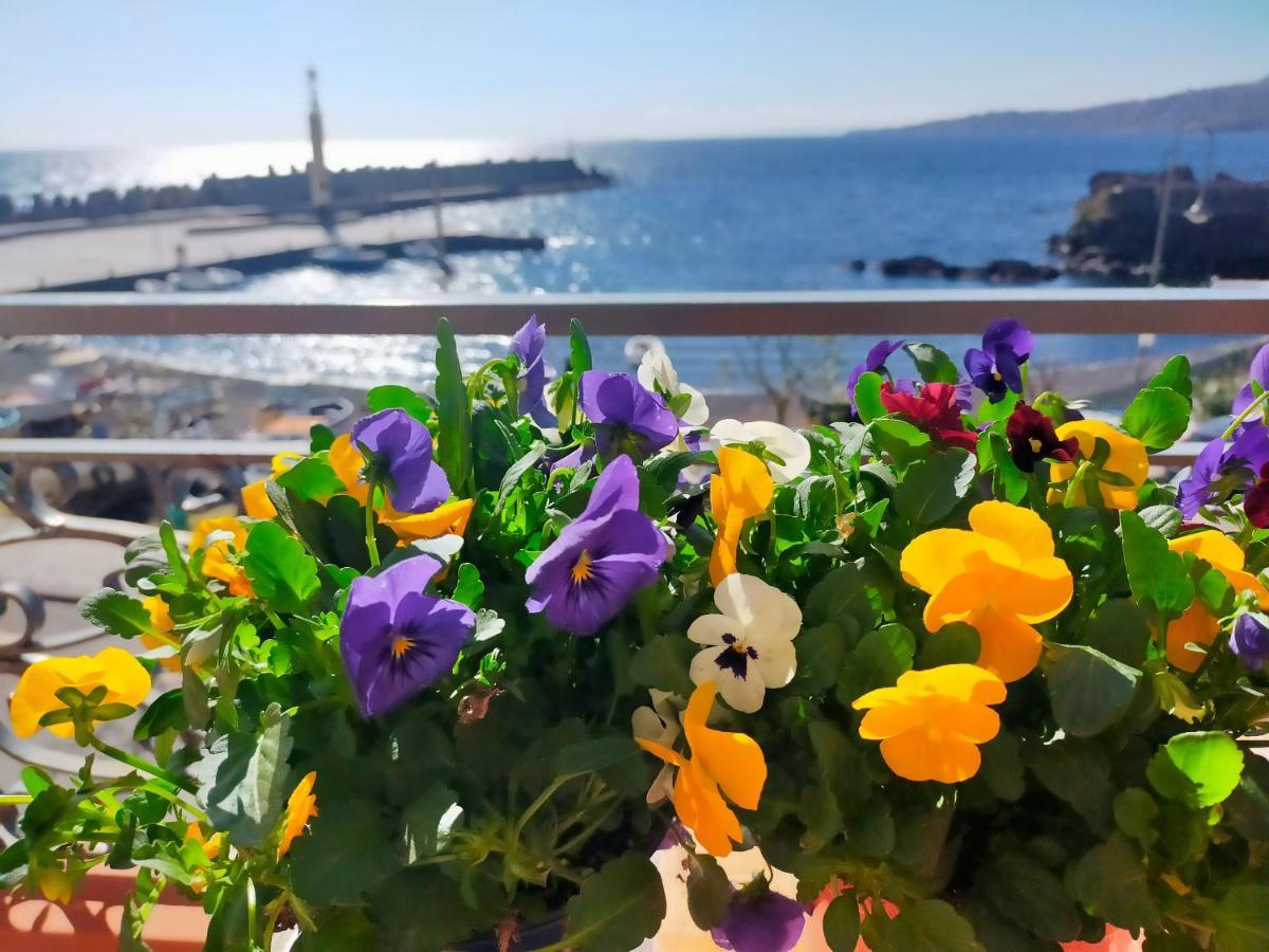 B&B La Spiaggetta Di Stazzo Acireale Buitenkant foto