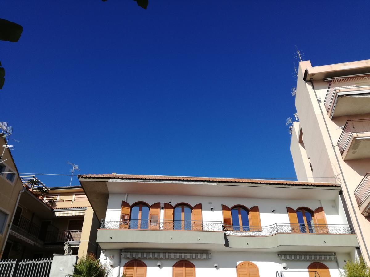 B&B La Spiaggetta Di Stazzo Acireale Buitenkant foto
