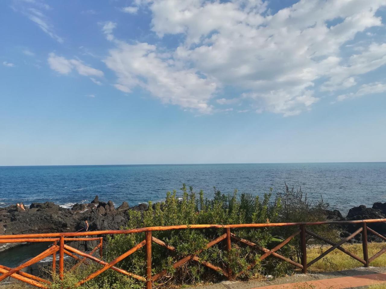 B&B La Spiaggetta Di Stazzo Acireale Buitenkant foto