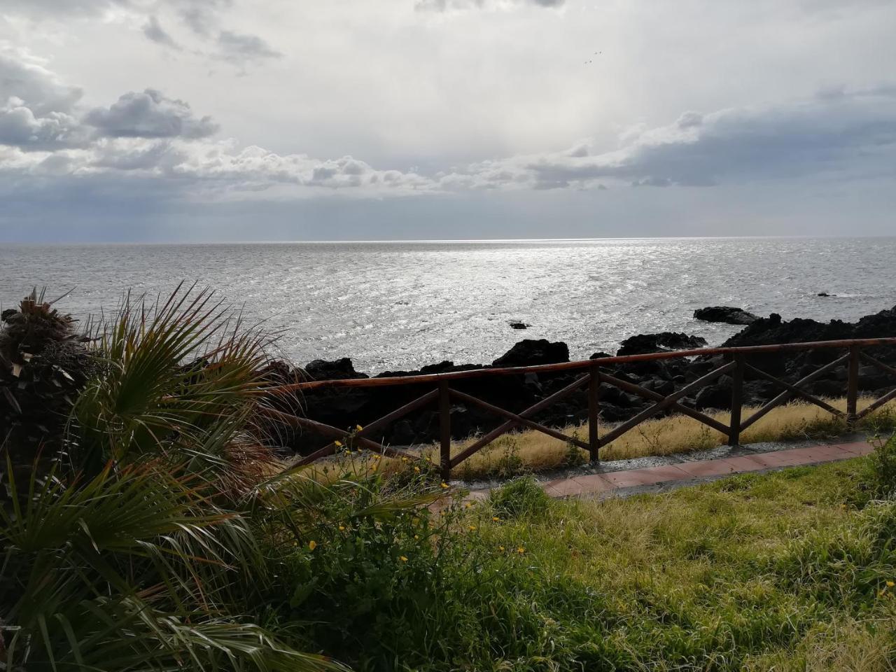 B&B La Spiaggetta Di Stazzo Acireale Buitenkant foto